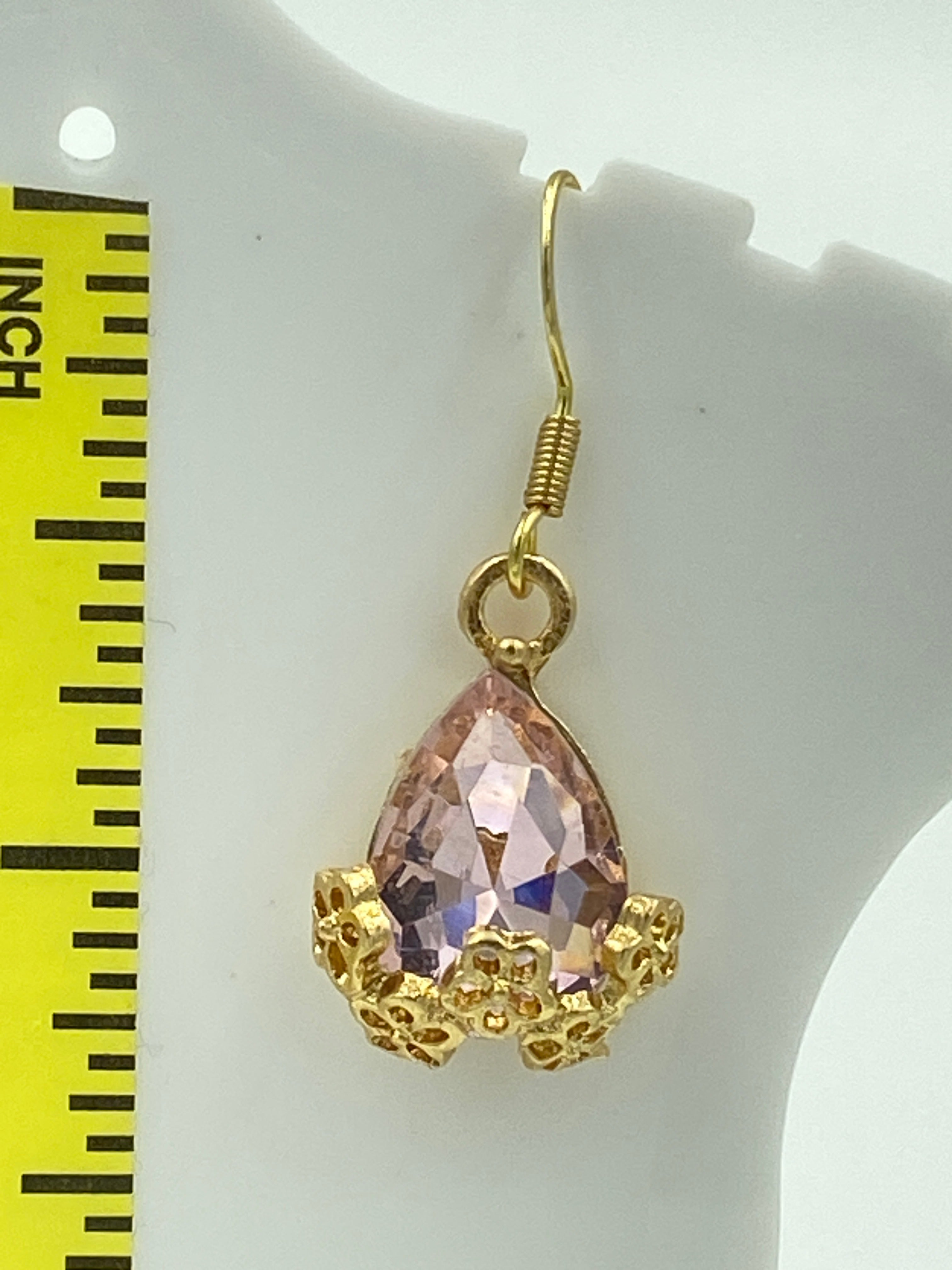Hook Earrings with pink Rhinestones