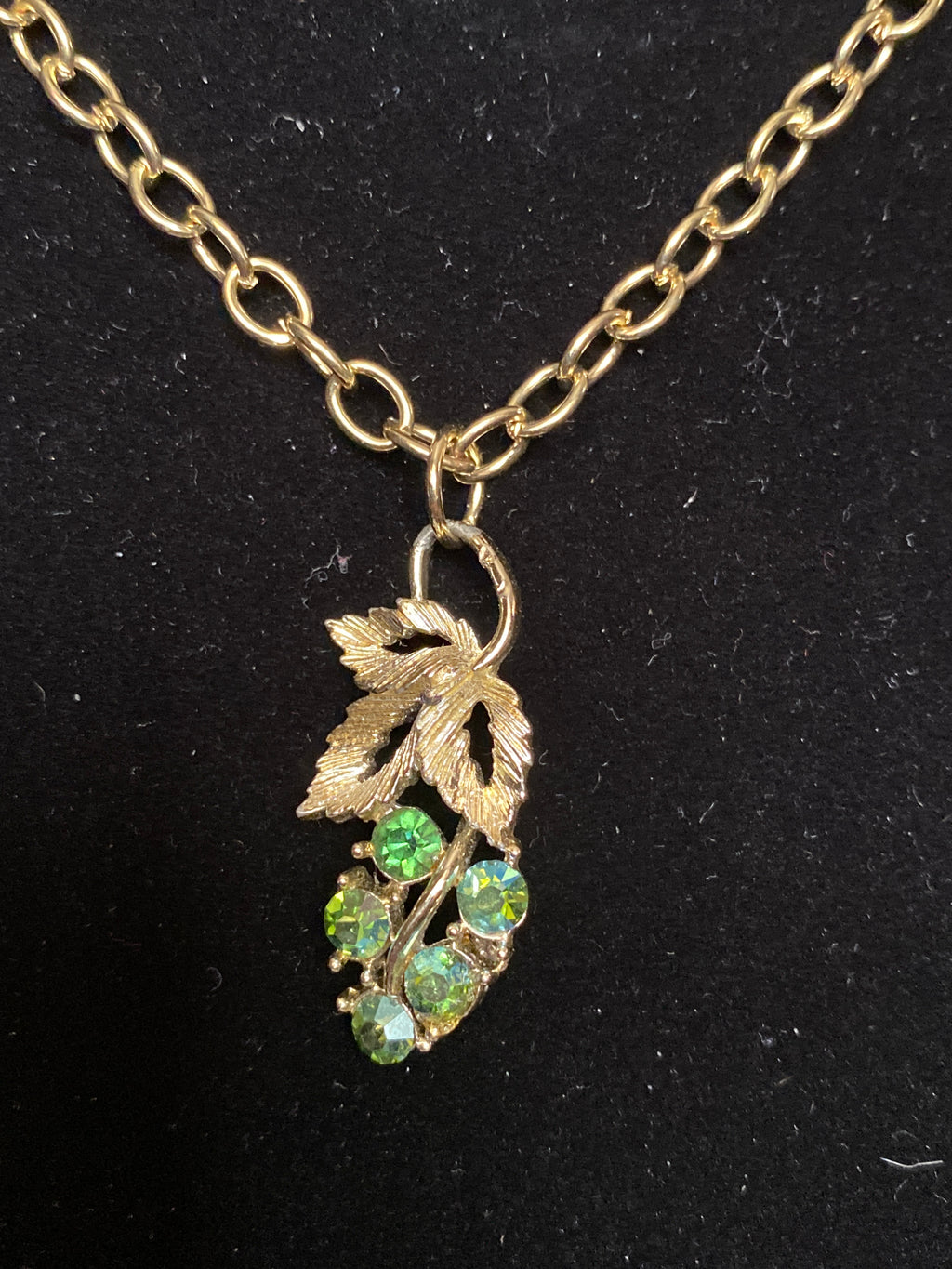 Green Rhinestone pendant gold tone necklace