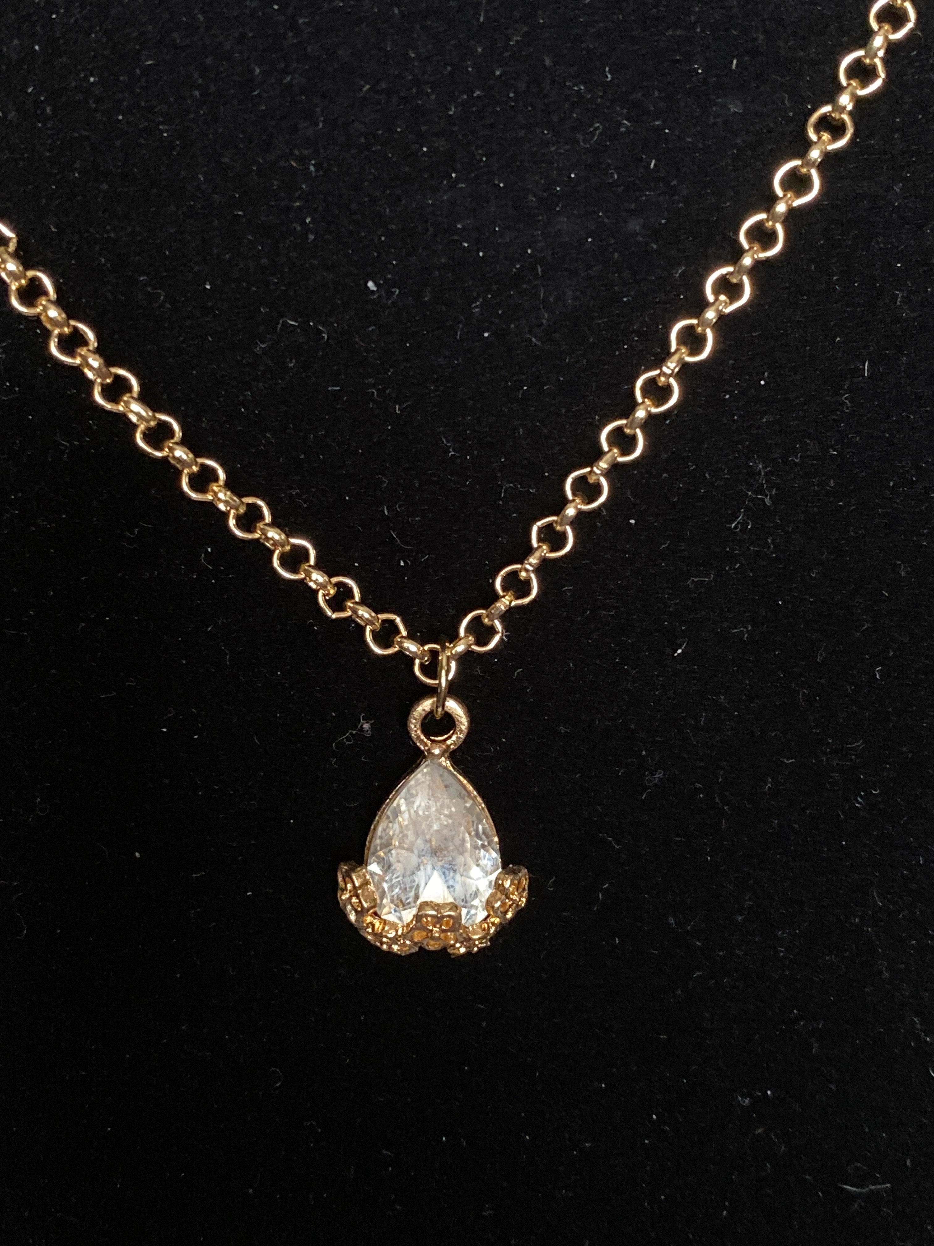 Clear Rhinestone pendant gold tone necklace