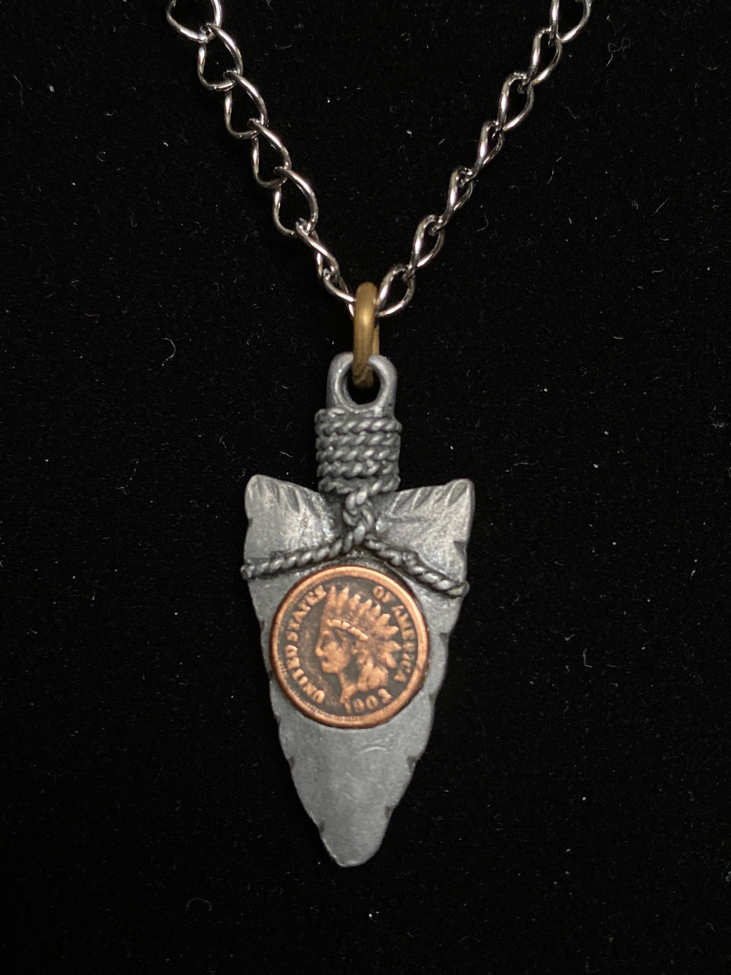 Arrowhead pendant Silver tone Chain Necklace