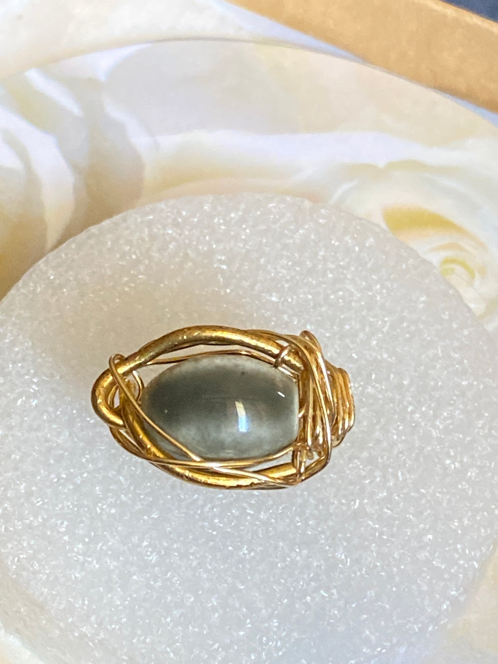 Hand Made Wire Ring Grey Bead