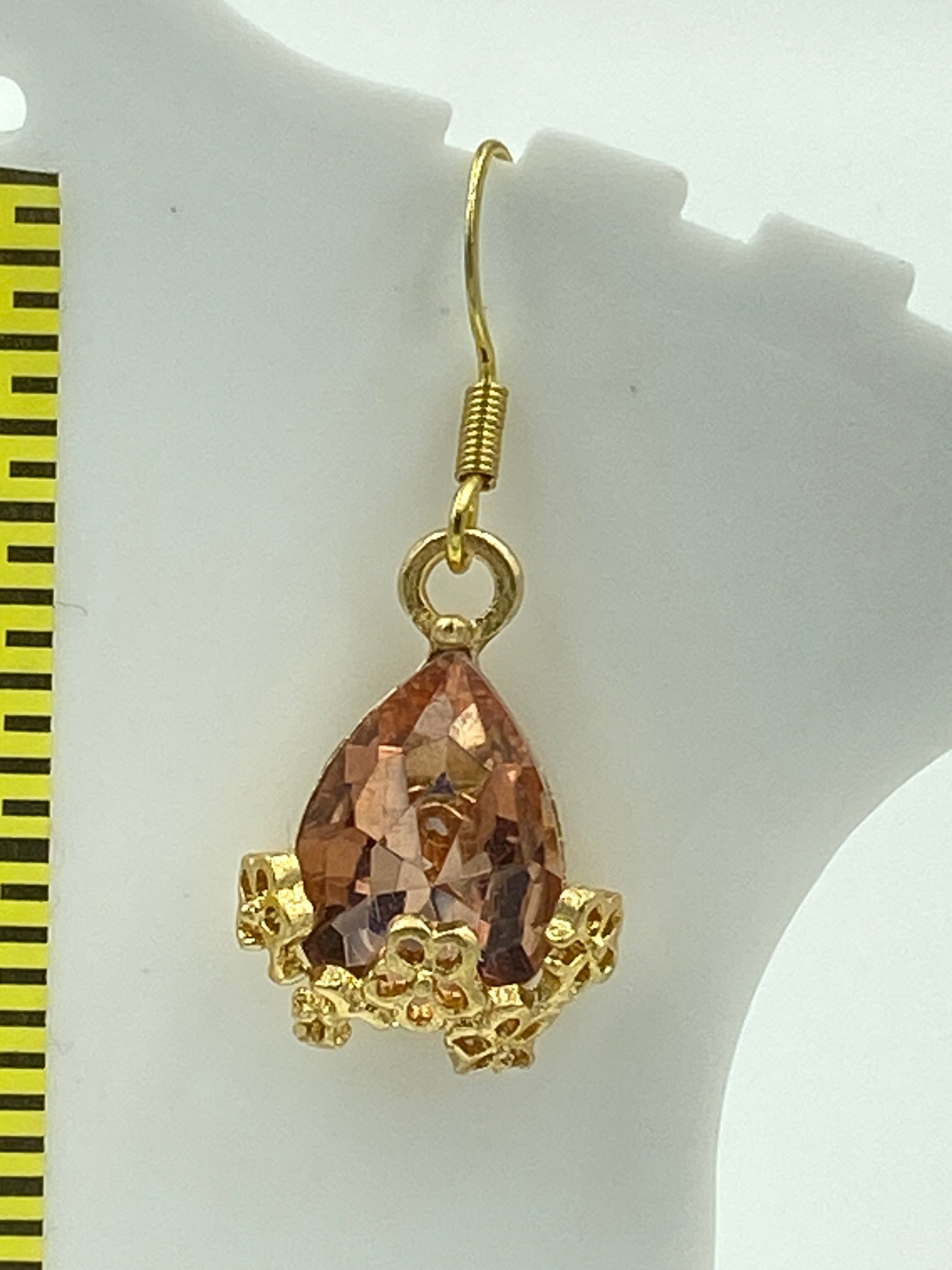 Hook Earrings with gold Rhinestones