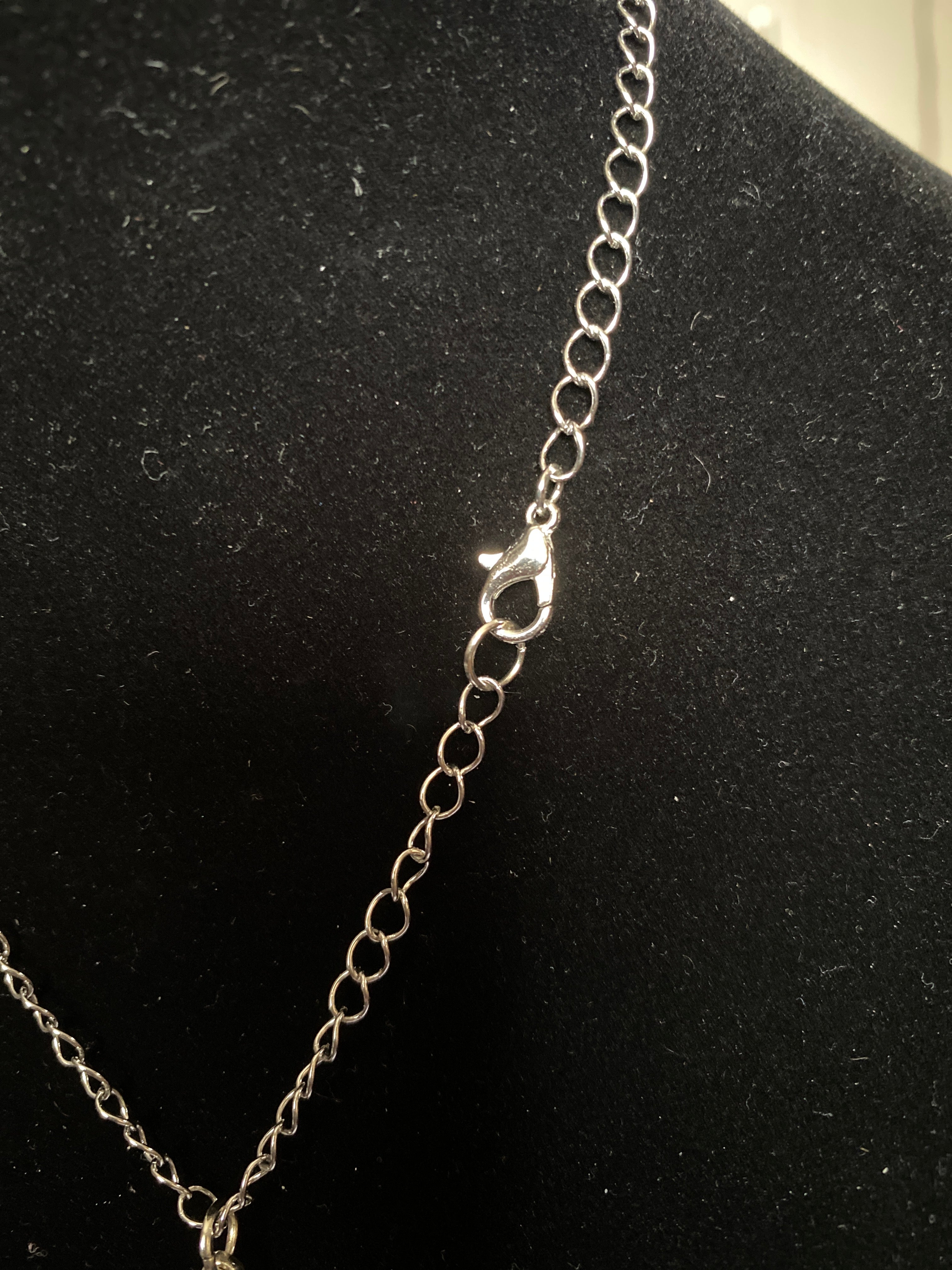 Rhinestone pendant Silver tone Chain Necklace