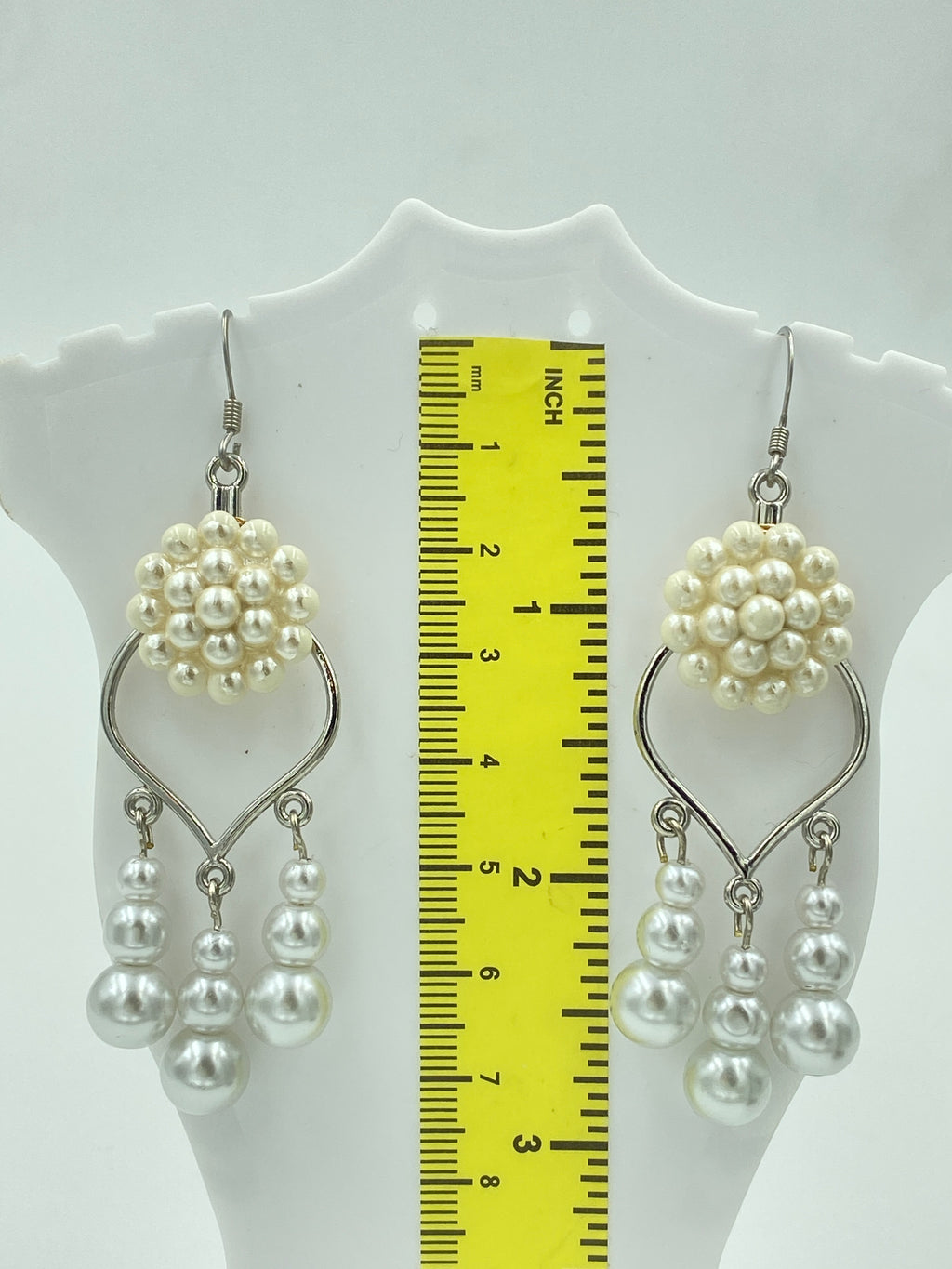 Hook Earrings Elegant Pearls Chandelier