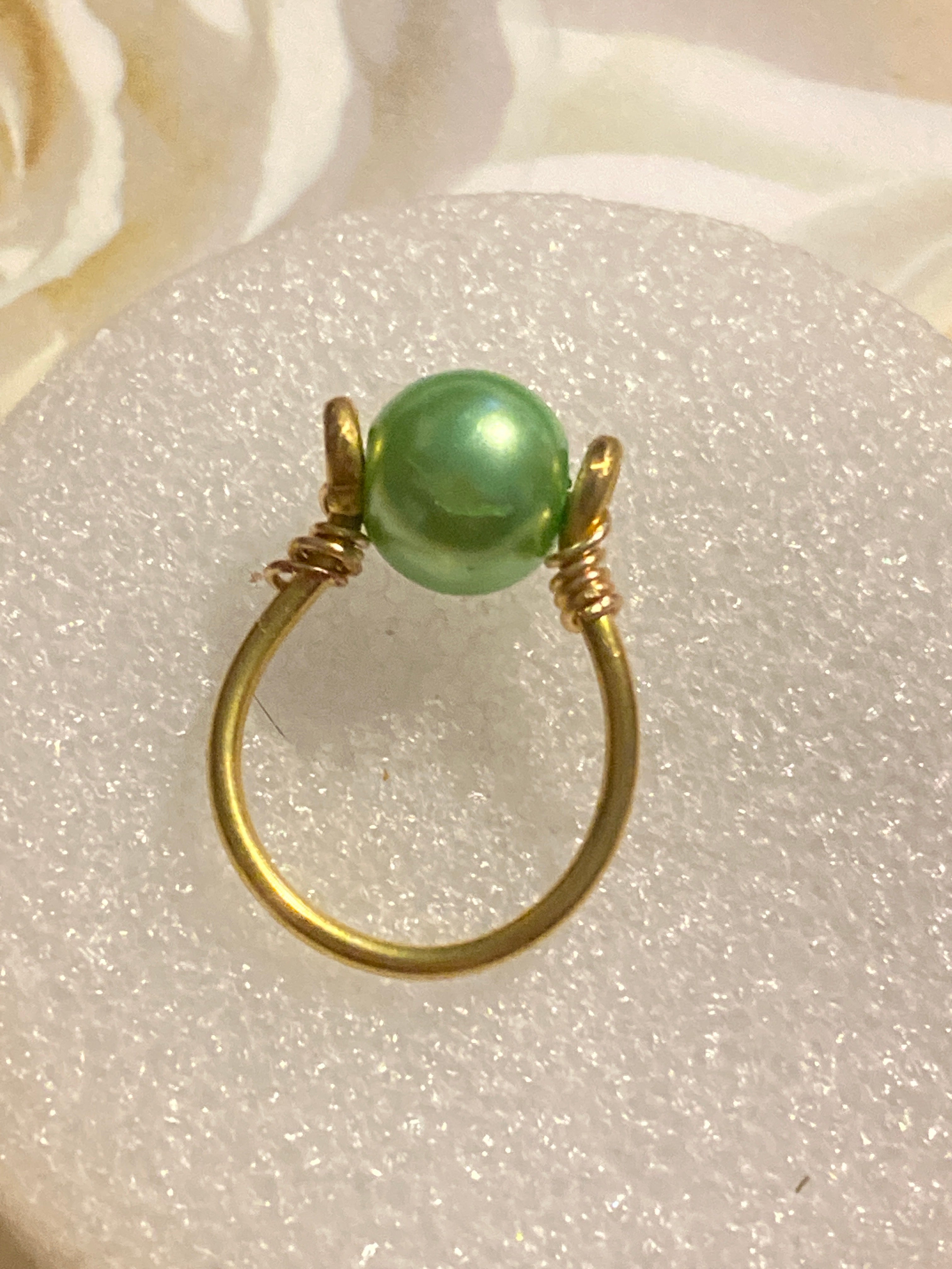 Hand Made Wire Ring Green Pearl Bead