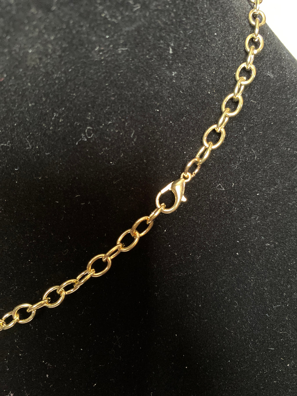Green Rhinestone pendant gold tone necklace