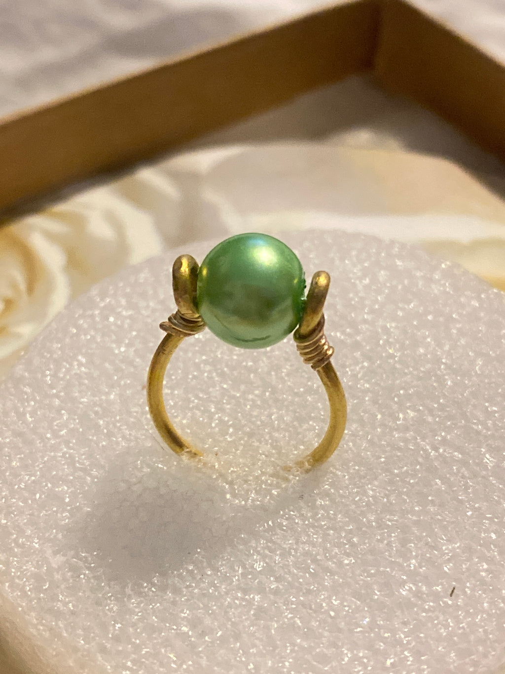 Hand Made Wire Ring Green Pearl Bead