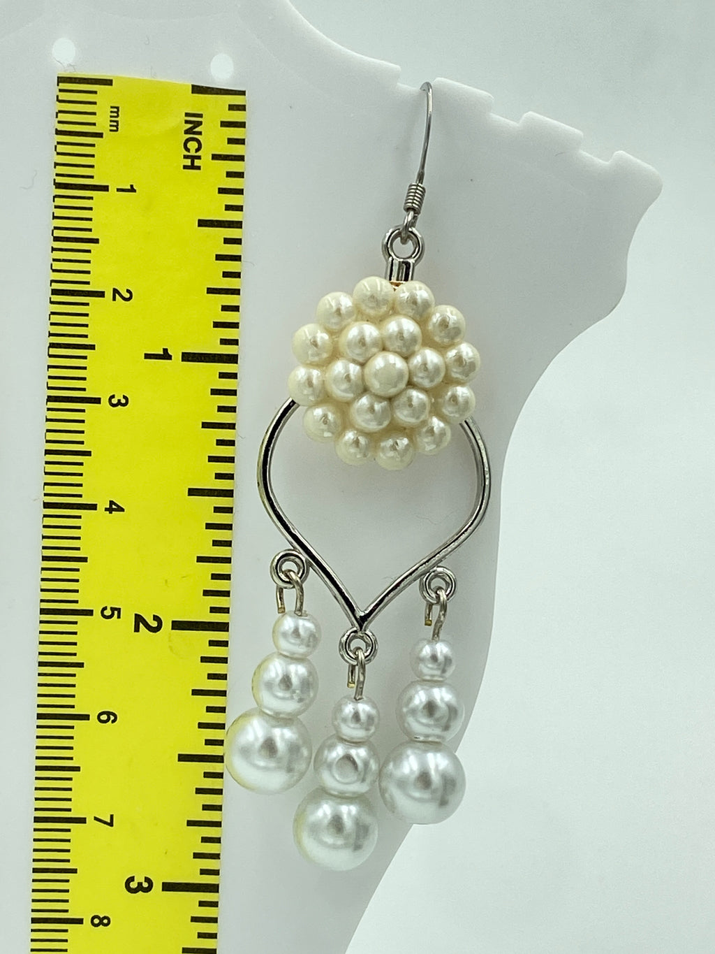 Hook Earrings Elegant Pearls Chandelier