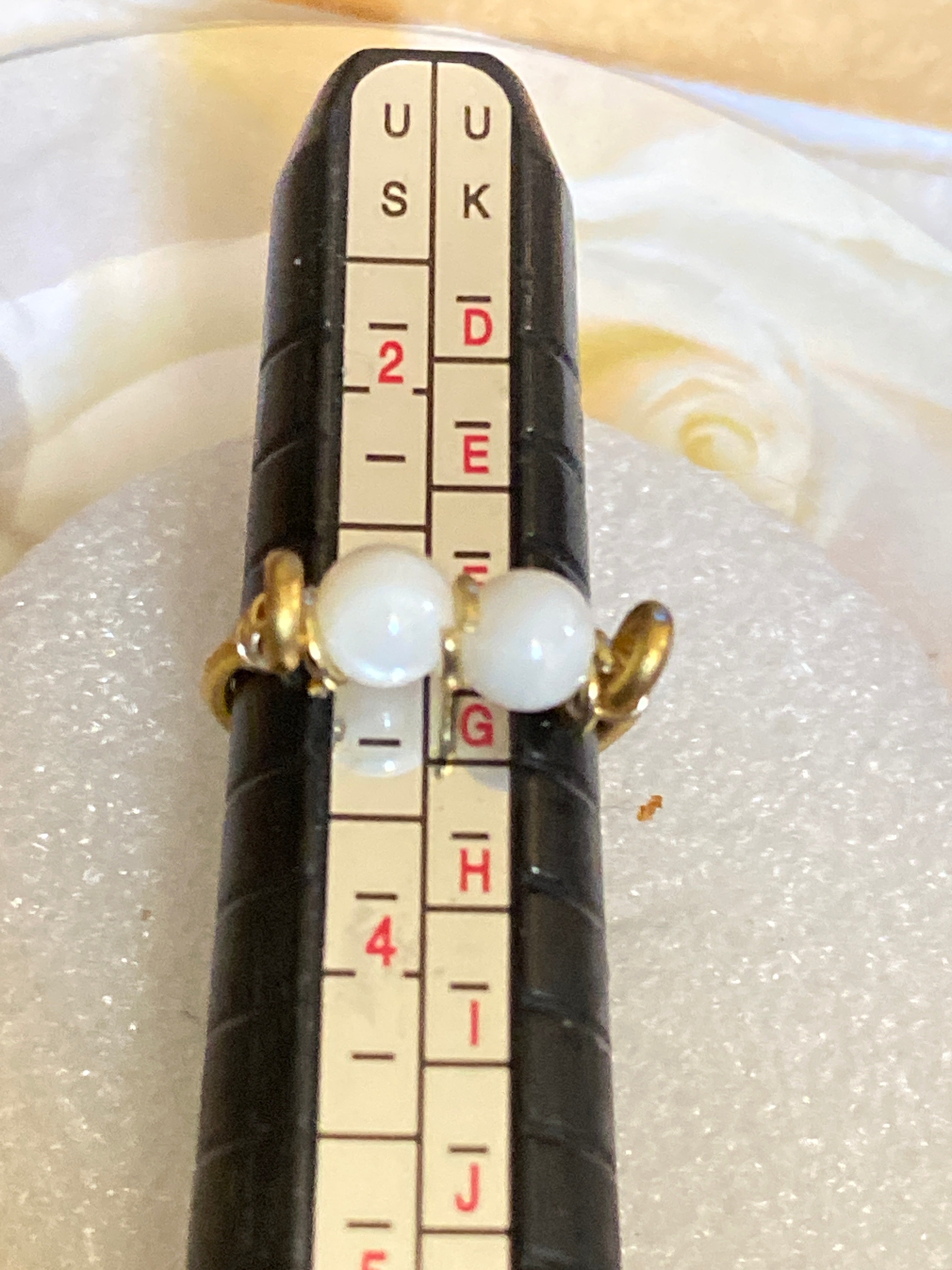 Hand Made Wire Ring White Bead