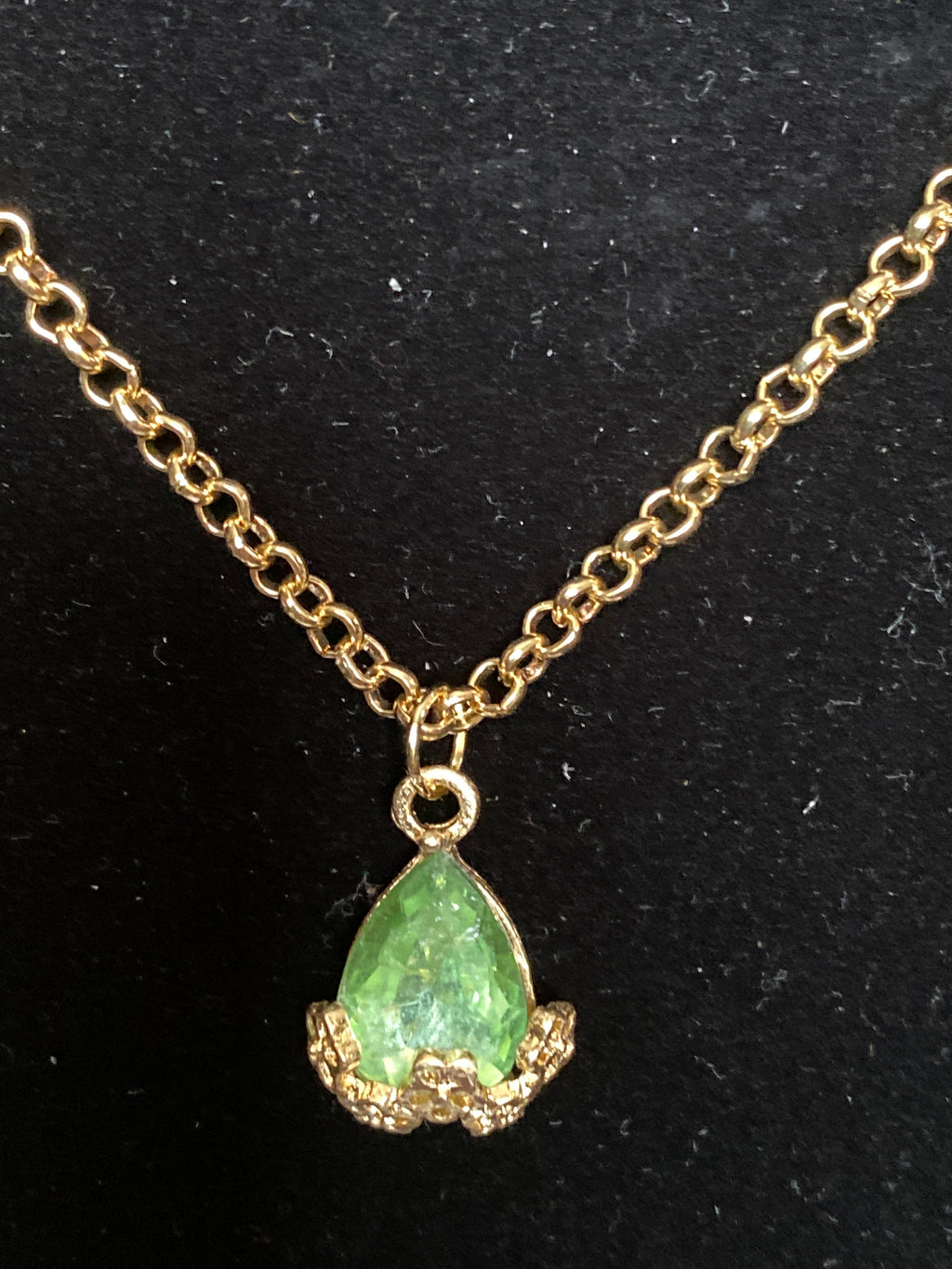 Green Rhinestone pendant gold tone necklace