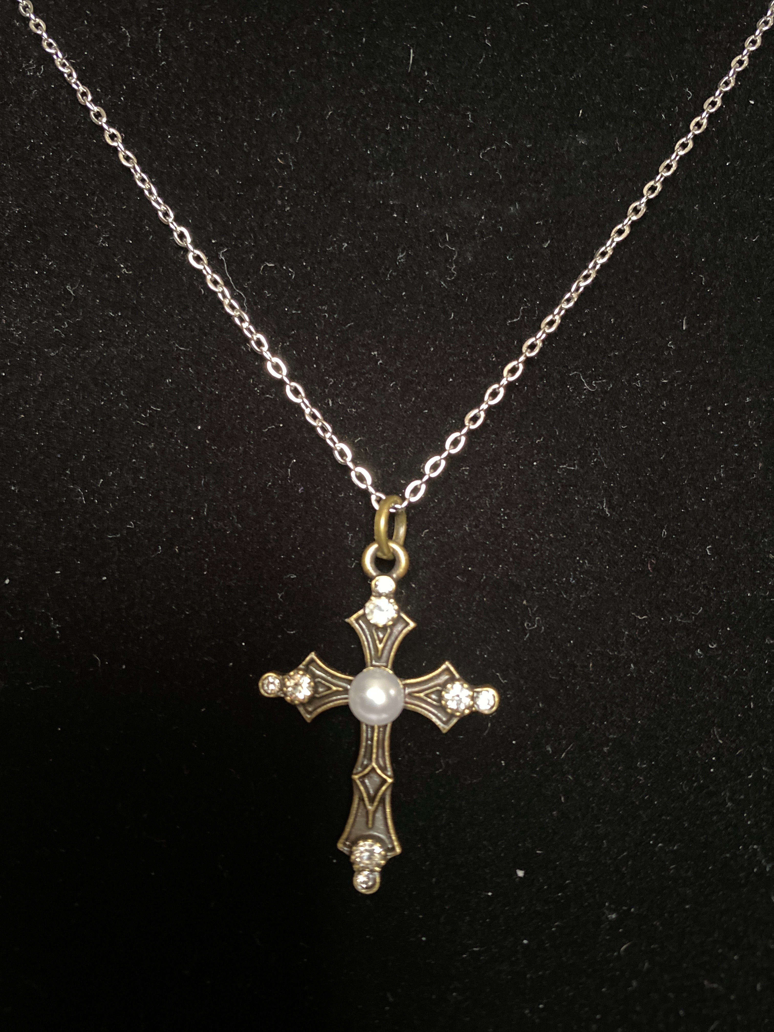 Rhinestone Cross Chain Necklace